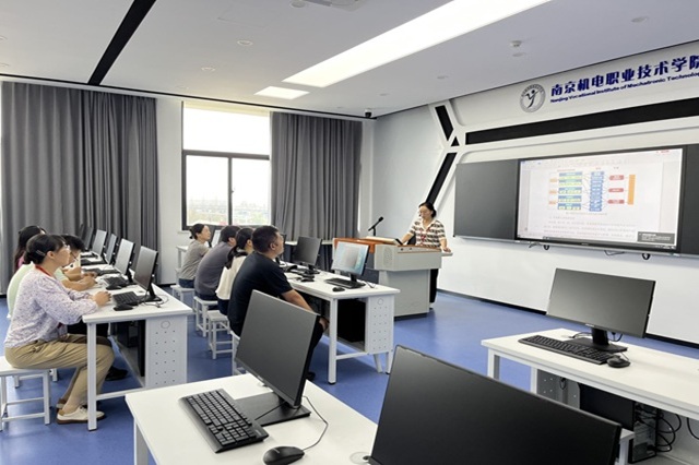 共建“底層基礎+中層模塊+高層方向”課程體系，賦能智慧園區產業鏈發展